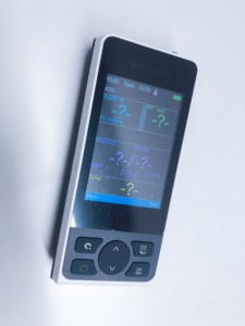 EUR VET 핫 세일 수의학 장비 혈중 산소 포화도 모니터 심박수 모니터 손가락 맥박 산소 측정기 - Product Image 2