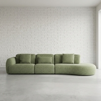 Fauteuil de Luxe Incurvé Forme Irrégulière en Tissu Crème Rembourré Éponge, Chaise Déclaration Style Médiéval pour un Intérieur Moderne Sur Mesure