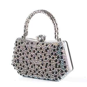 กระเป๋าคลัทช์ผู้หญิงสุดหรูประดับเพชร หนัง PU สายสะพายไหล่ ปิดแบบกระดุม ดีไซน์หรูหราทันสมัยสำหรับงานเลี้ยงสังสรรค์ ปี 2026 - Product Image 2