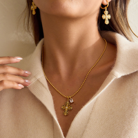 Vente en gros de bijoux vintage en acier inoxydable 316L, collier et boucles d'oreilles en filigrane plaqué or 18 carats avec zirconiums cubiques pour femmes