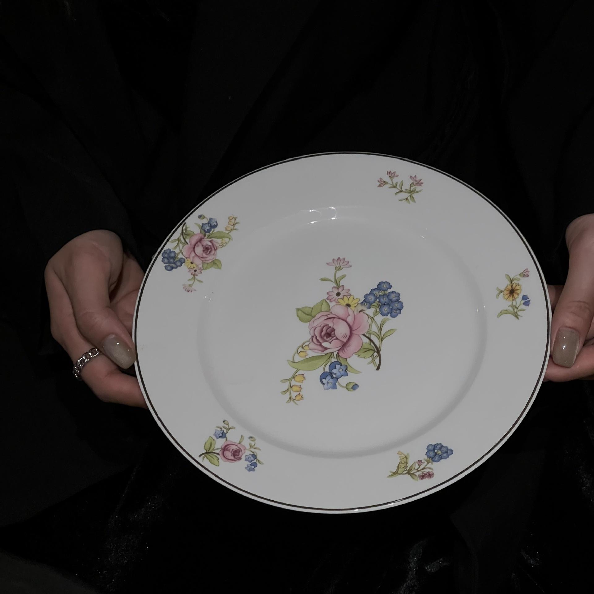 Golden-edge flower plate
