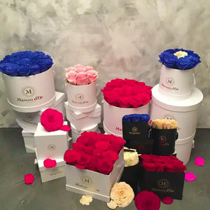 Scatole regalo di fiori di mamma di lusso con Logo personalizzato per composizioni floreali a cuore - Product Image 2
