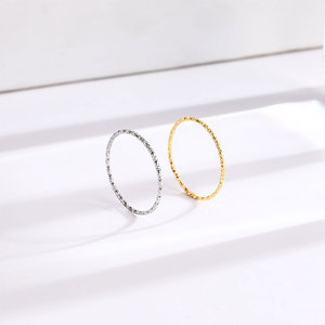 Anillos Resistentes al Agua y al Deslustre, Chapados en Oro PVD de 14k y 18k, Anillo de Moda de Acero Inoxidable 316L para Mujer - Product Image 1