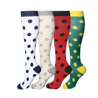 Chaussettes de compression graduées 20-30mmHg en jacquard coloré de créateur avec logo personnalisé