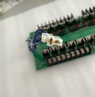 La nueva placa de salida para la máquina de moldeo por inyección del controlador Techmation C6000 se puede ver a la venta.