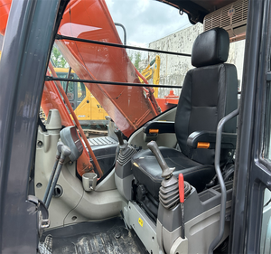 Excavatrice d'occasion de 21 tonnes en bon état de marche, mini-excavatrice Hitachi ZX210 d'occasion en vente - Product Image 5