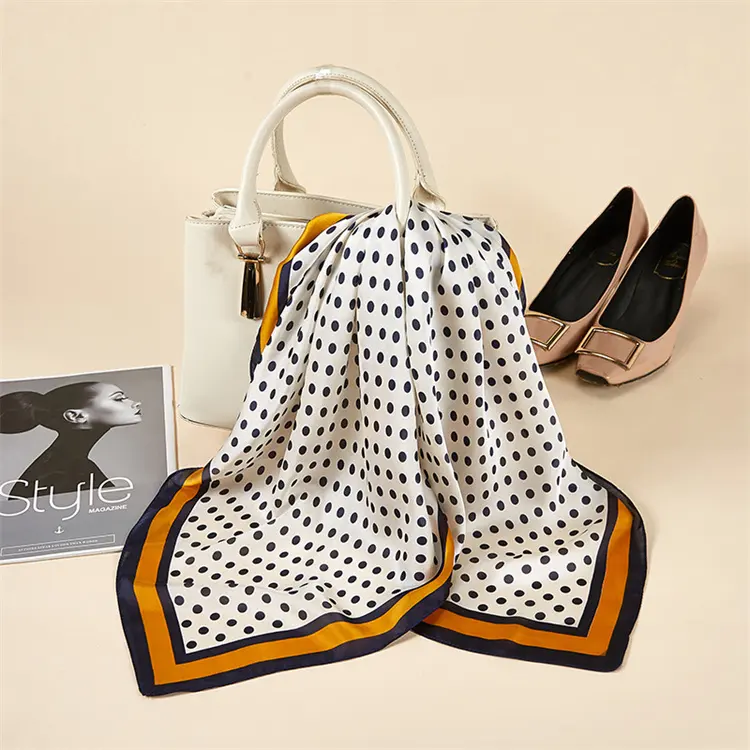 Foulard carré en Satin pour femmes, marque de luxe, élégant, vente en gros, 70x70cm, mouchoir en soie, Offre Spéciale
