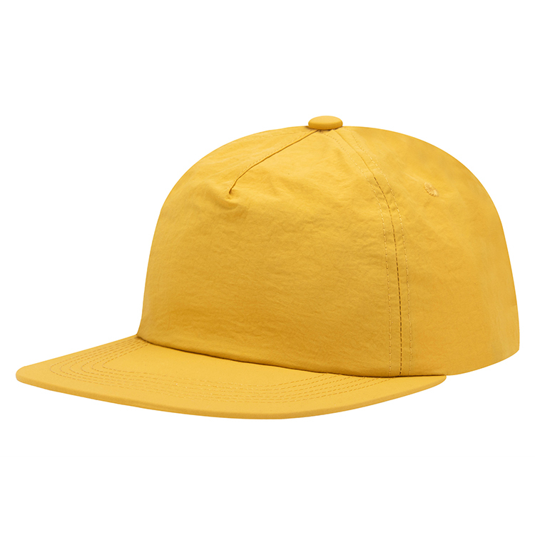 Casquette à bord plat