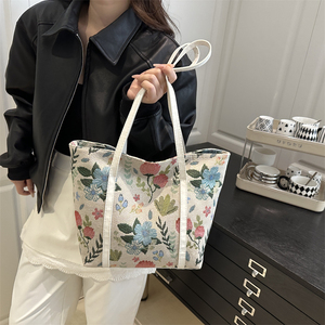 Nuova Elegante Borsa Casual da Donna Grande Capacità Borsa a Tracolla con Chiusura a Cerniera Cinghia Singola <span class=keywords><strong>e</strong></span> <span class=keywords><strong>Design</strong></span> alla <span class=keywords><strong>Moda</strong></span> - Product Image 1