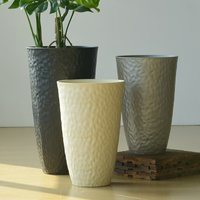 CW008 Décoration d'intérieur nordique, jardinières rondes hautes, pots de jardin durables, nouveau design, pot en plastique de haute qualité, ressemble à de la céramique