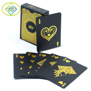 Cartes <span class=keywords><strong>à</strong></span> <span class=keywords><strong>jouer</strong></span> de conception personnalisée en papier noir et blanc PVC Cartes <span class=keywords><strong>à</strong></span> <span class=keywords><strong>jouer</strong></span> de poker - Product Image 4