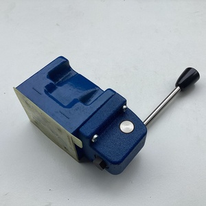 4WMM10D5X/F/M R901350272 คันโยกไฮดรอลิกแบบแมนนวล 4 ทิศทาง พร้อมแผ่นยึดควบคุมสำหรับเครื่องจักร - Product Image 4