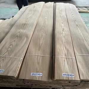 Chapa de madera de fresno de <span class=keywords><strong>Manchuria</strong></span> Natural de fábrica china, hoja de chapa de 0,4mm y 0,5mm para decoración de hoteles - Product Image 2