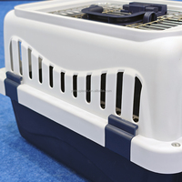 Nouvelle conception de cage de transport pour animaux de compagnie, sac à dos en PVC portable pour petits animaux, chats, cage de transport pour animaux de compagnie, cage de transport pour animaux de compagnie pour les voyages en avion