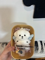 Porte-clés en peluche Bichon Frisé personnalisé et mignon avec ailes d'ange, mini breloque de sac en forme de chien doux, vente en gros, usine OEM, jouet cadeau