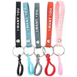 Customized Colorful PVC Soft Rubber Keychain Silicone Key ketten "I WANT YOU" Letter Keychains für geschenk frauen auto tasche pendment