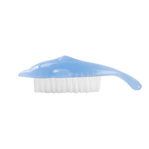 Brosse à ongles Dolphin en plastique à poils doux, mini portable pour le nettoyage des ongles, design sur le thème de la plage - Product Image 4