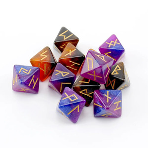 Dados de Runas de 8 lados Constelación Europea americana Misterioso erudito Dados de la suerte Resina Sueño Cielo estrellado Dados Luen - Product Image 4