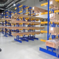 Système de rayonnage cantilever robuste à 4 niveaux pour le stockage de planches métalliques et de bois, étagère d'entrepôt en acier, rayonnage cantilever en tuyaux d'acier