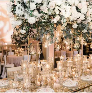 Metal standları mum masa altın çiçek Centerpieces şamdan çiçek düğün için lüks stil zaman kurşun adet gül