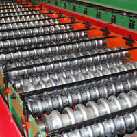 Machine automatique de fabrication de tôles de toiture ondulées de 1200 mm contrôlée par PLC avec moteur à engrenages et roulement