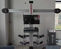 Machine d'alignement 3D à colonne fixe Launch X-831C1 de bonne qualité, certifiée CE, mesure en temps réel pour garage et atelier