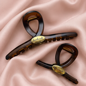 Pince à cheveux torsadée en écaille de tortue faite à la main avec logo, élégante, pour l'arrière de la tête, accessoires capillaires pour femmes, <span class=keywords><strong>coiffure</strong></span> quotidienne - Product Image 1