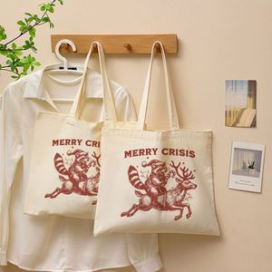 Bolsa de Lona Resistente con Diseño de Mapache, Regalo para Amantes de los Mapaches, Bolsa de Compras Reutilizable Personalizada Vintage para Mujer, Bolsa de Hombro Personalizada - Product Image 4