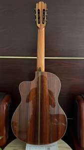 Guitarra Clásica Profesional de Alta Calidad, Tamaño 4/4, Hecha a Mano, con Fondo y Lados de Palisandro, <span class=keywords><strong>Cuerdas</strong></span> de Nylon, Diseño Único de 39 Pulgadas - Product Image 3