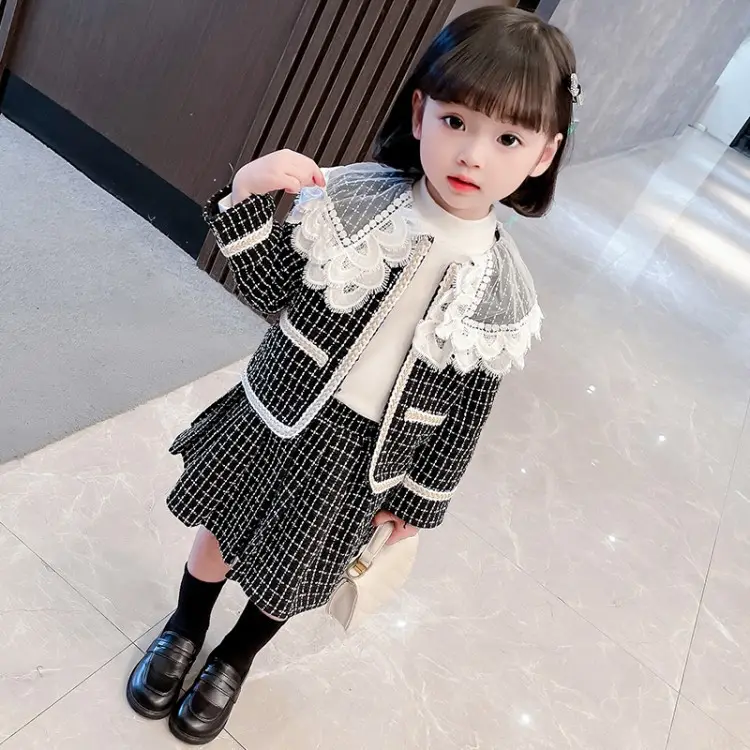 2020 nuovi vestiti di inverno della ragazza delle donne Xiaoxiang di stile del cappotto del bambino + gonna due set