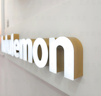 Caractères en acrylique transparent 3D, lettres en cristal poli pour les murs de bureaux professionnels et l'identité d'entreprise