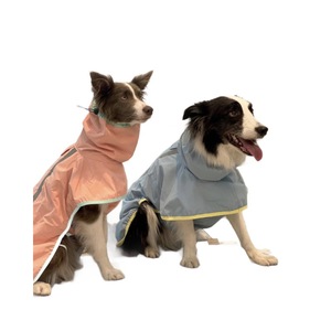 Impermeable Reflectante para Perros, Poncho para Lluvia, Capa con Capucha Ajustable para Todas las Estaciones, para Paseos al Aire Libre - Product Image 1