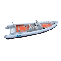Bateau de pêche à console centrale en aluminium Hedia de 27 pieds avec deux moteurs de 200 CV