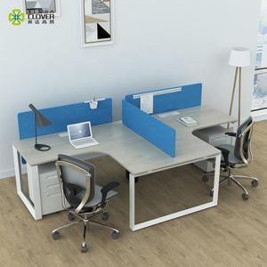 Solución de muebles comerciales Escritorio moderno en forma de L Mesa de oficina modular de 4 plazas - Product Image 4