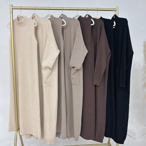 Sharut Dubai modesto islamico di lusso invernale <span class=keywords><strong>turco</strong></span> modesto Abaya musulmano da donna <span class=keywords><strong>cappotto</strong></span> maglione di lana lavorato a maglia con abito interno Abaya Set - Product Image 6