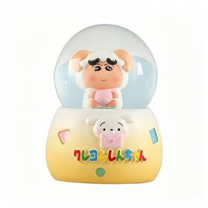 Vente en gros de <span class=keywords><strong>mini</strong></span>-boules de neige lumineuses en résine peintes à la main, écologiques, personnalisées, en forme de boîte mystère, avec motifs de dessins animés et d'anime, pour la maison et le bureau - Product Image 3
