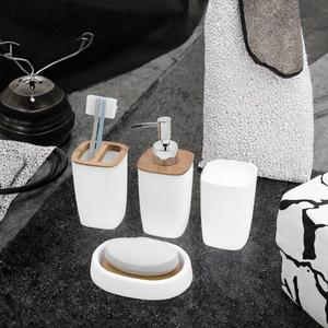 Juego de Accesorios de Baño de Bambú y Plástico Ecológico al por Mayor, Portacepillos de Dientes, Jabonera y Vaso para Viaje - Product Image 3