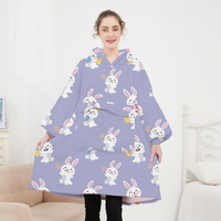 Promotionnel surdimensionné 230gsm Sherpa polaire à capuche couverture pas cher raton laveur noël Sushi loutre Koala conception tissé techniques