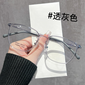 Monturas de gafas cuadradas Danyang 1154 con protección contra la luz azul para mujer, montura ancha, lentes de PC ultraligeras de 8g - Product Image 3