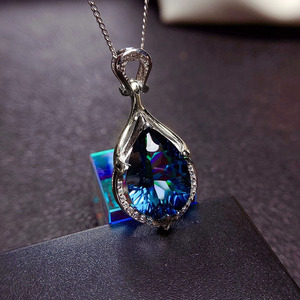 Collana con Pendente a Goccia di Lacrima da Donna, con Pietra Blu, Catena a Clavicola, Gioiello Elegante e alla Moda - Product Image 2