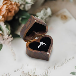A forma di <span class=keywords><strong>cuore</strong></span> antico anello di diamante scatola di stoccaggio Set anello di fidanzamento supporto con singolo Slot scatola di legno anello - Product Image 2