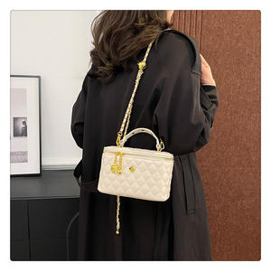 2025 nuevos bolsos de moda para mujer, bolso ligero de lujo con entramado de diamantes, bolso cuadrado para mujer, bolso de hombro tipo cubo - Product Image 1