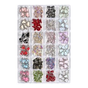 Venta al por mayor: 24 rejillas de gemas brillantes para uñas, diamantes de imitación de cristal AB de varios tamaños, decoración de cristal para arte de uñas. - Product Image 6