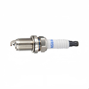 Bujía Pfr5n11 18817-11051 con punta de iridio para Hyundai Elantra, Kia Forte, Volkswagen Soul - Product Image 1