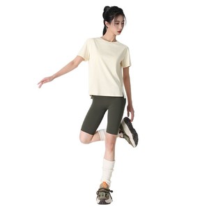 T-shirt de sport à col rond pour femme, séchage rapide, protection solaire UPF200+, haut de yoga pour l'extérieur - Product Image 5