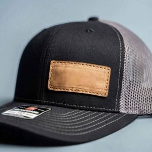 Casquette Trucker Richardson 112 Personnalisée en Gros – Casquettes Trucker en Maille Tendance avec Impression en Relief pour l'Extérieur et les Occasions Décontractées - Product Image 6