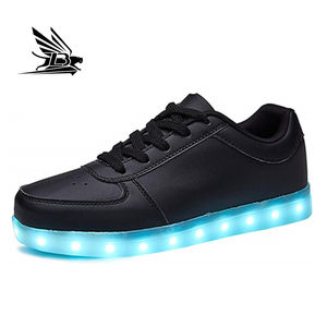מטען USB נעלי ספורט זוהרות ילדים Led נעלי קז'ואל בנים Led נעלי בית נעלי ספורט זוהרות בנות נעלי נושמות - Product Image 4