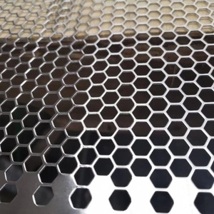Tôle perforée en acier inoxydable SS 304 de 3 mm, 5 mm, 6 mm d'épaisseur, maille métallique micronisée - Product Image 1