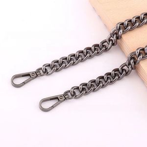 สายโซ่โลหะที่ทันสมัยและทนทานตะขอเกี่ยวแข็งแรงหลากสีอุปกรณ์เสริมกระเป๋าแบบทำมือตัวเลือกสำหรับเปลี่ยนของตกแต่งกระเป๋า - Product Image 5