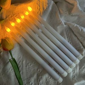 Bougie conique sans flamme 3D à LED scintillante en plastique, fonctionnant sur piles avec télécommande, pour la décoration de mariage, de maison et de cheminée - Product Image 3